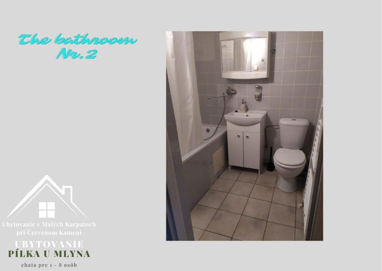 Ubytovanie Pod Cervenym Kamenom Male Karpaty Pila  Exteriér fotografie